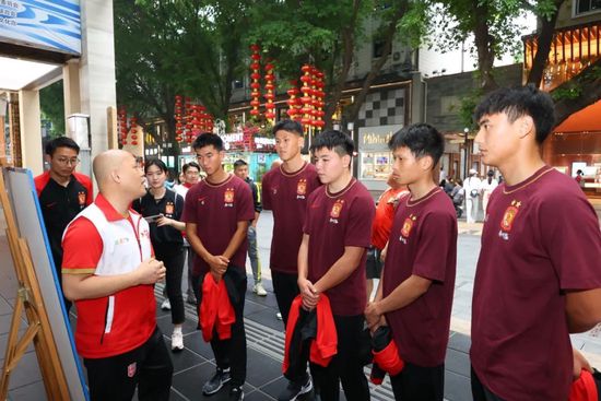 亚洲国产成人久久综合区